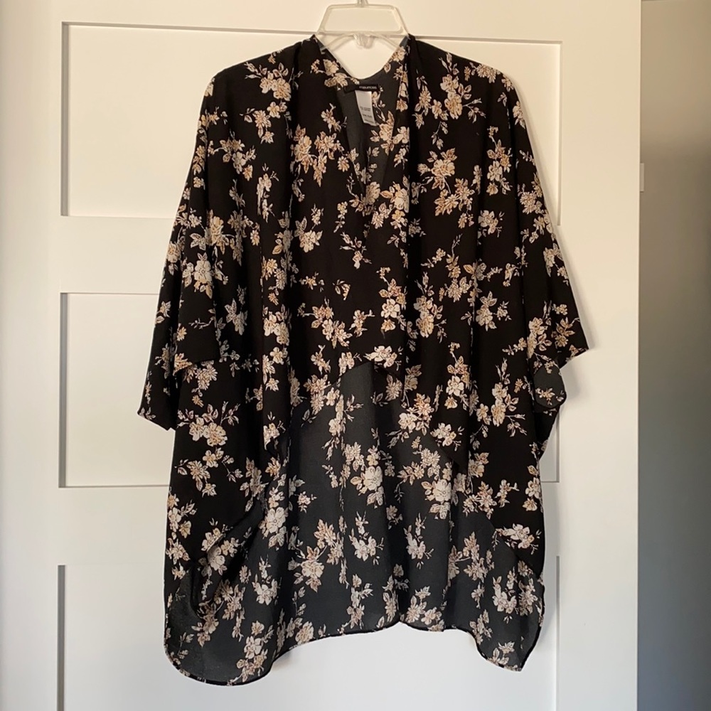 Maurices black floral kimono. O/S
